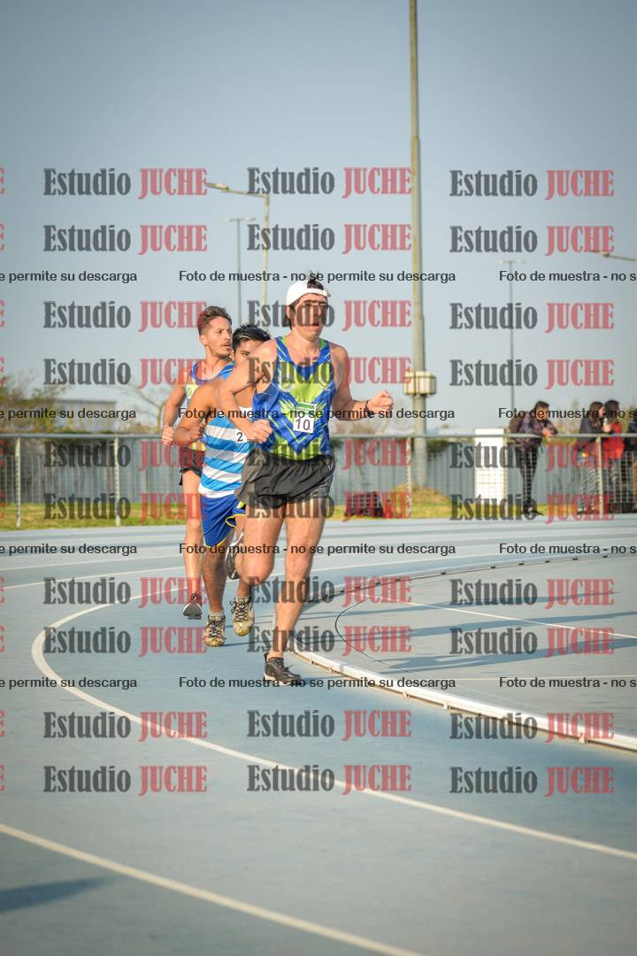 Fotos de los 3000 m llanos de varones