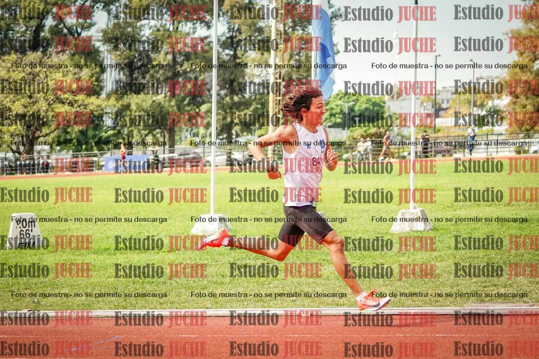 Fotos de los 800 m llanos de varones