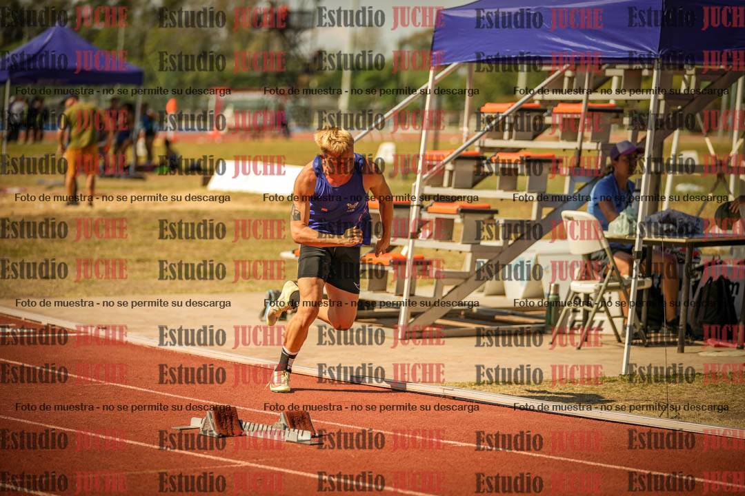 Fotos de los 400 m llanos de varones