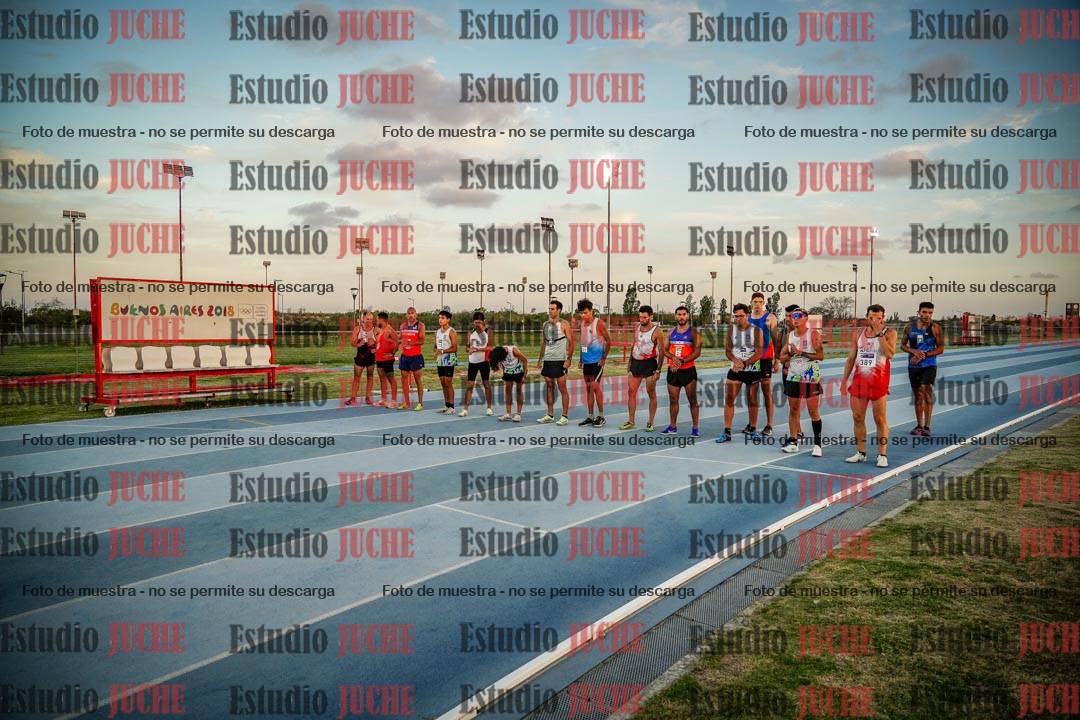 Fotos de los 3000 m llanos de varones