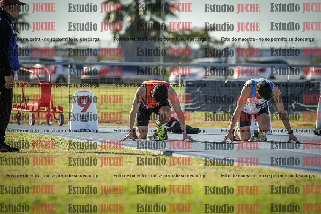 Fotos de los 100 m llanos de varones - FINAL