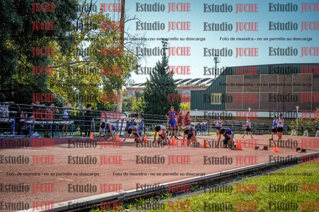 Fotos de los 80 m de varones