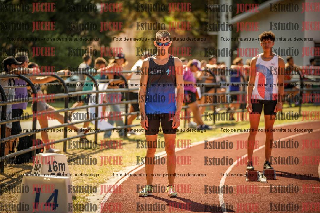 Fotos de los 400 m llanos de varones