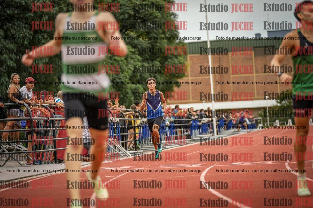 Fotos de los 400 m llanos de varones
