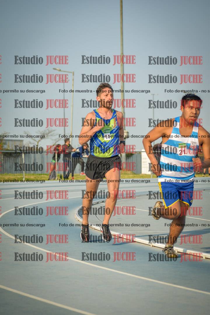 Fotos de los 3000 m llanos de varones