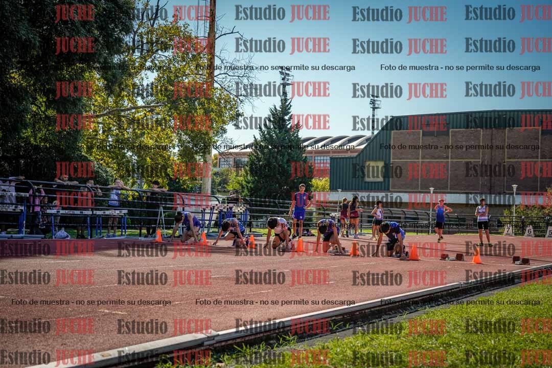 Fotos de los 80 m de varones