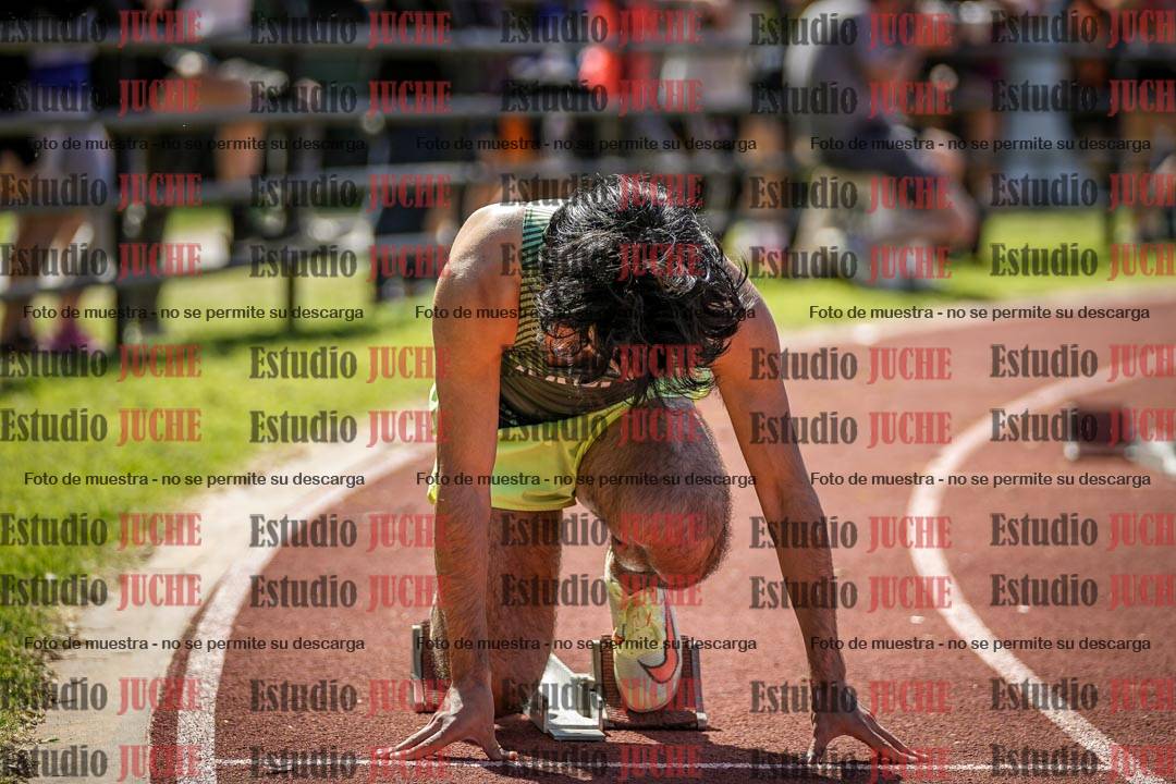 Fotos de los 400 m llanos de varones
