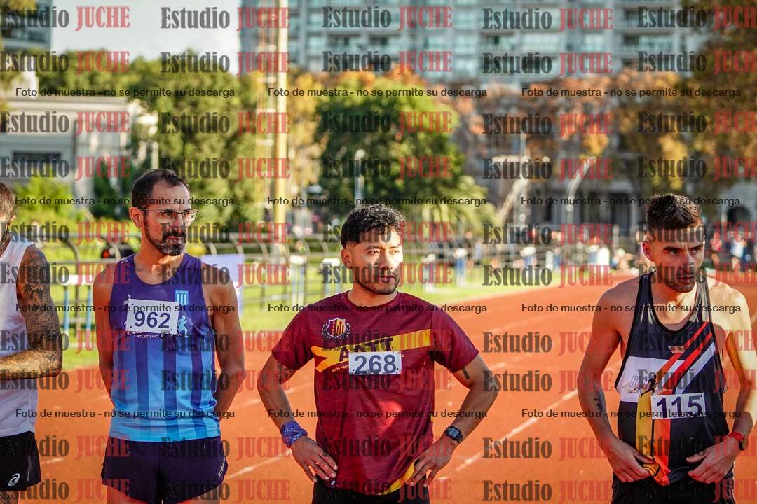 Fotos de los 3000 m llanos de varones