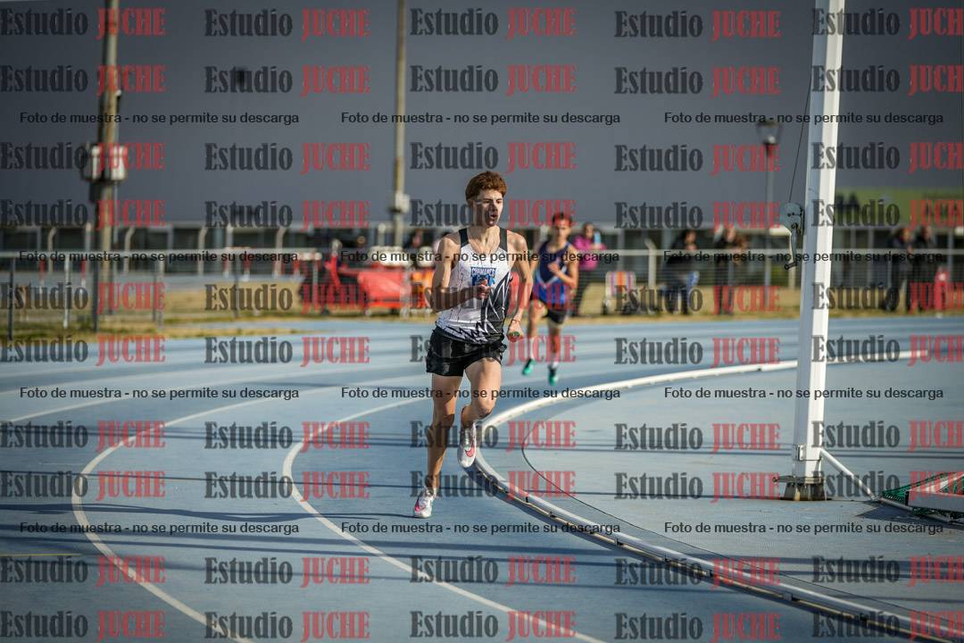 Fotos de las Postas 8x200 m mixta