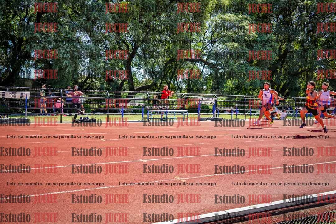 Fotos de los 100 m llanos de varones
