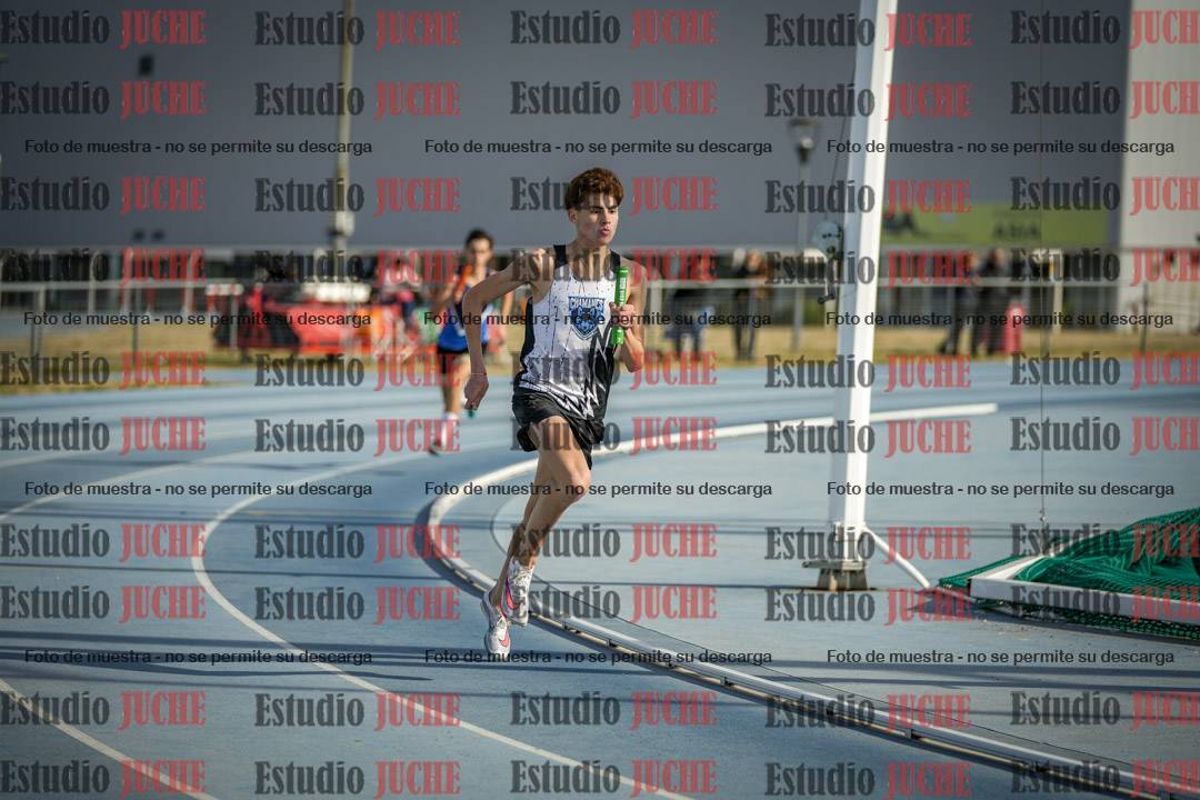 Fotos de las Postas 8x200 m mixta