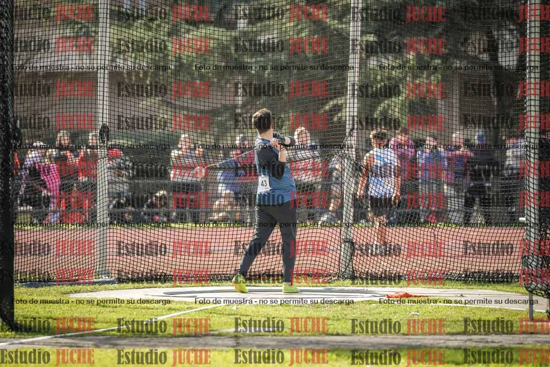 Fotos del lanzamiento de martillo de varones