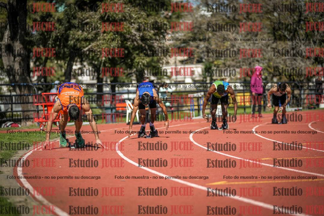 Fotos de los 200 m llanos de varones