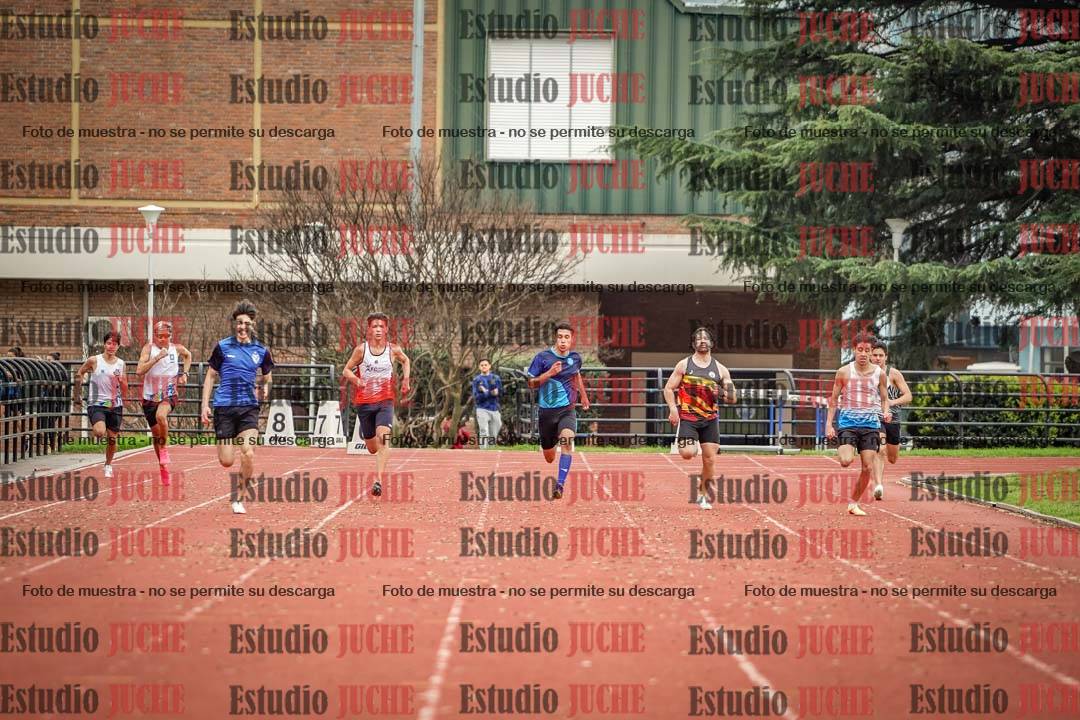 Fotos de los 200 m llanos de varones
