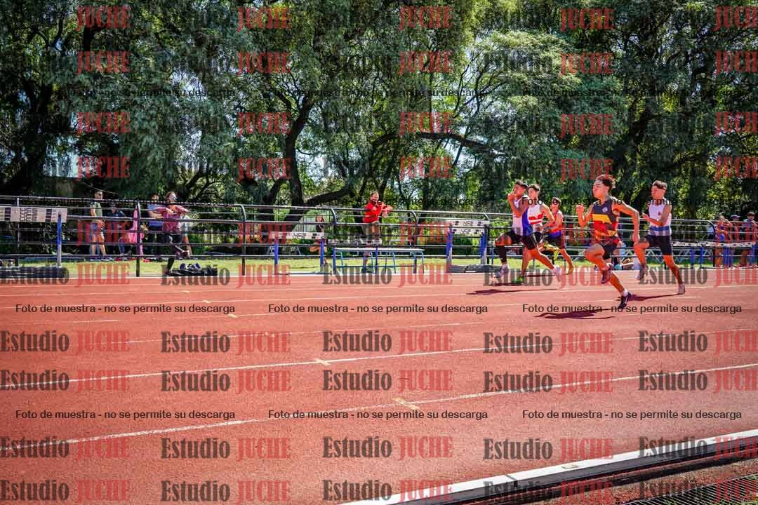 Fotos de los 100 m llanos de varones