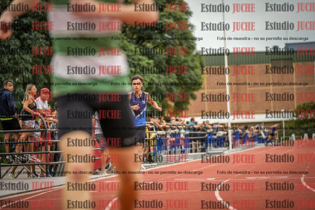 Fotos de los 400 m llanos de varones