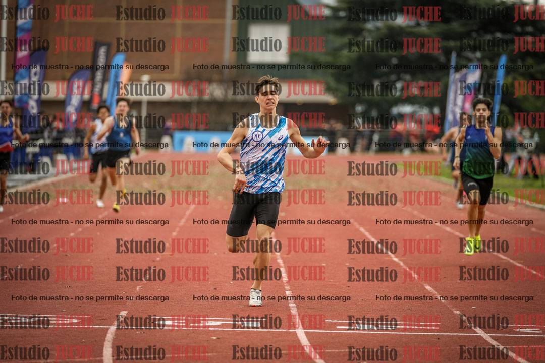 Fotos de los 400 m llanos de varones - FINAL