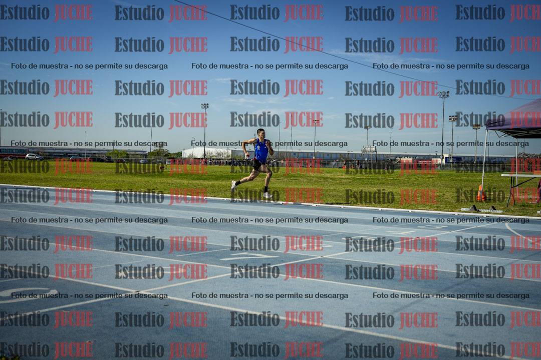 Fotos de los 400 m llanos de varones