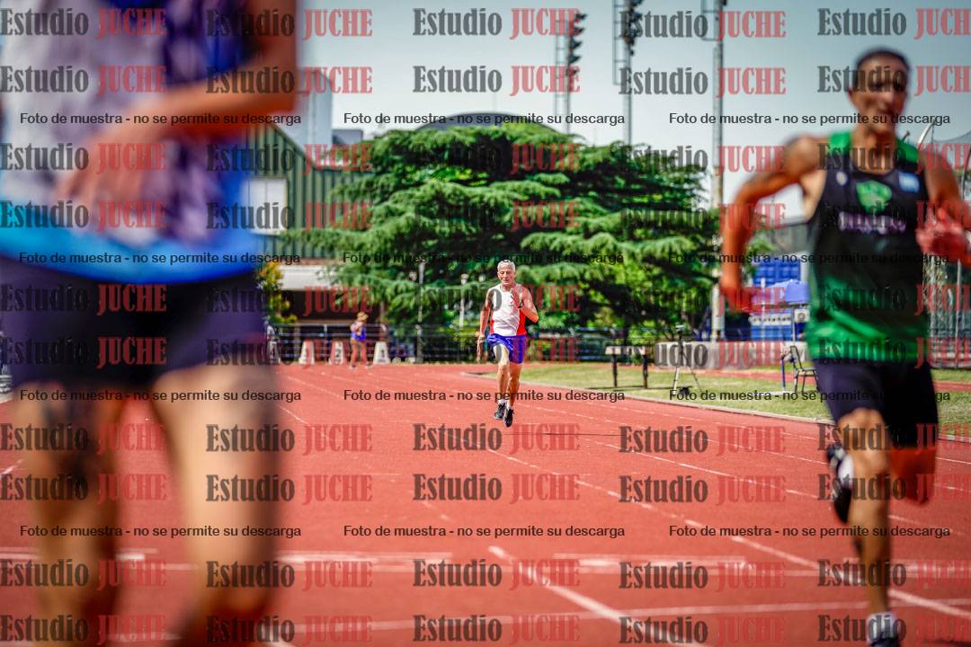 Fotos de los 400 m llanos de varones