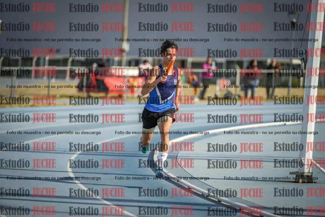 Fotos de las Postas 8x200 m mixta