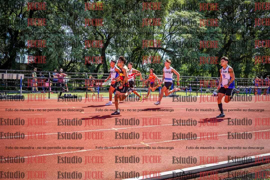 Fotos de los 100 m llanos de varones