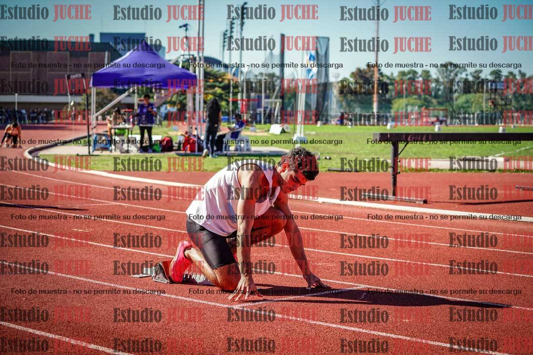 Fotos de los 400 m llanos de varones