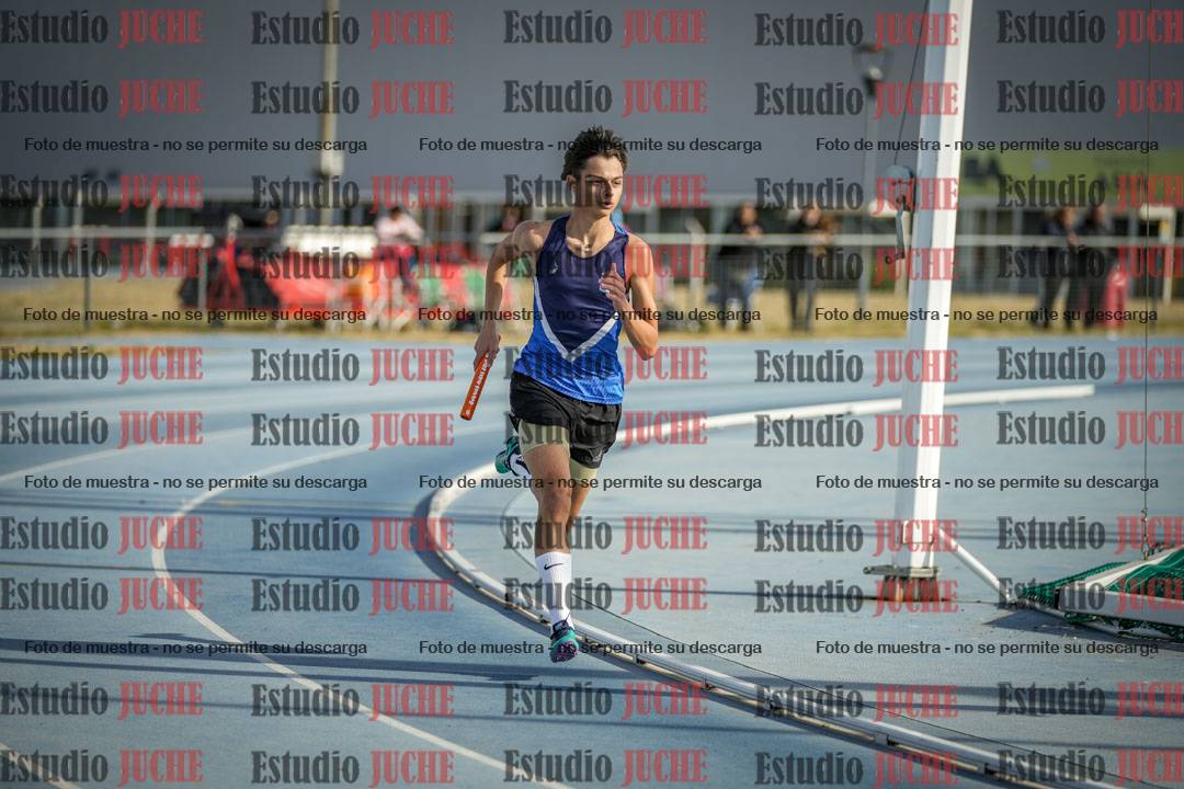 Fotos de las Postas 8x200 m mixta