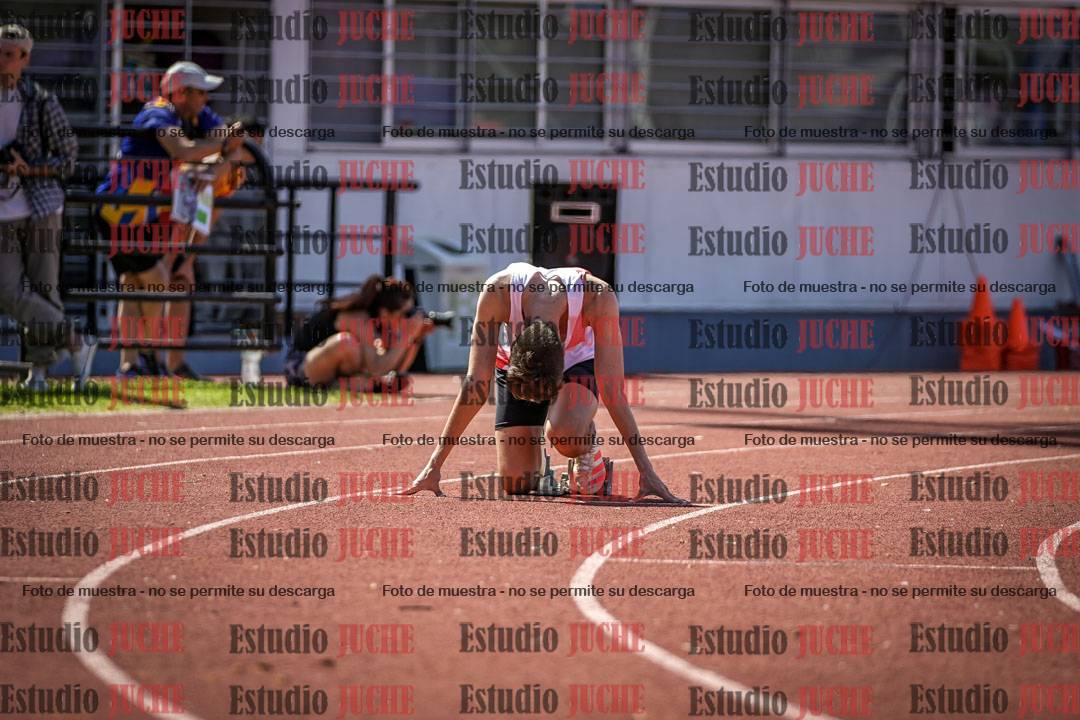 Fotos de los 400 m llanos de varones