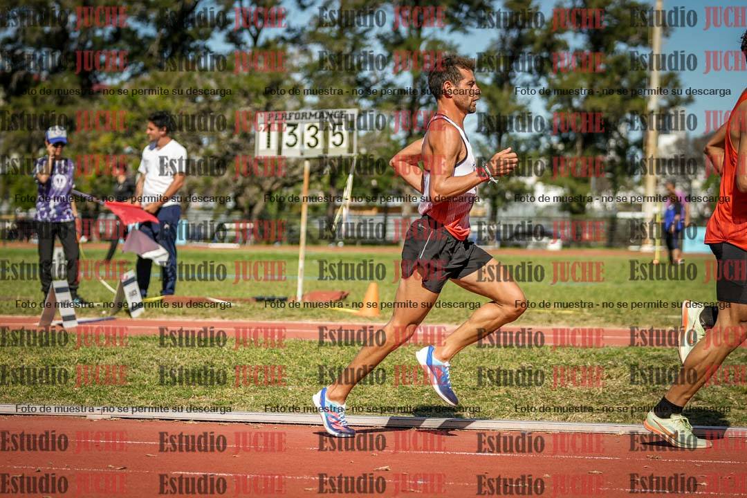 Fotos de los 5000 m llanos de varones