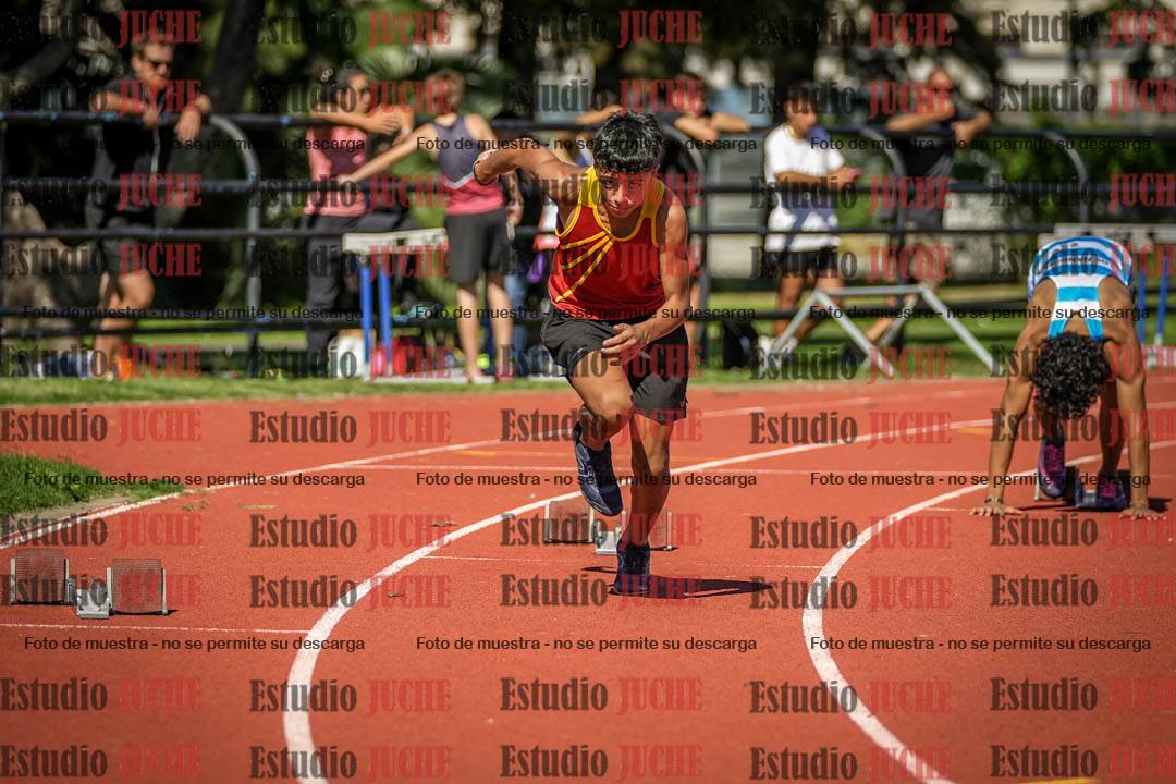 Fotos de los 200 m llanos de varones