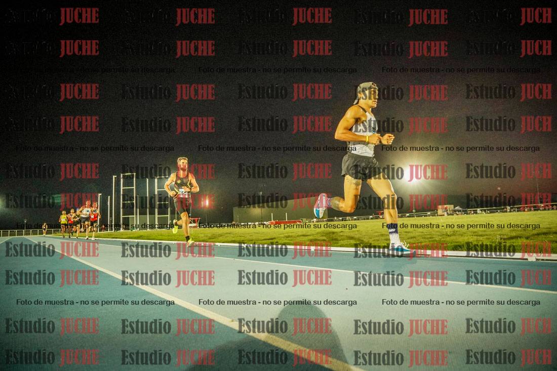 Fotos de los 3000 m llanos de varones