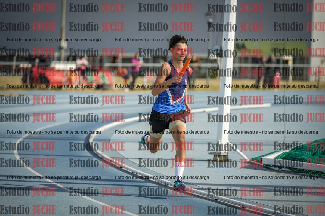 Fotos de las Postas 8x200 m mixta