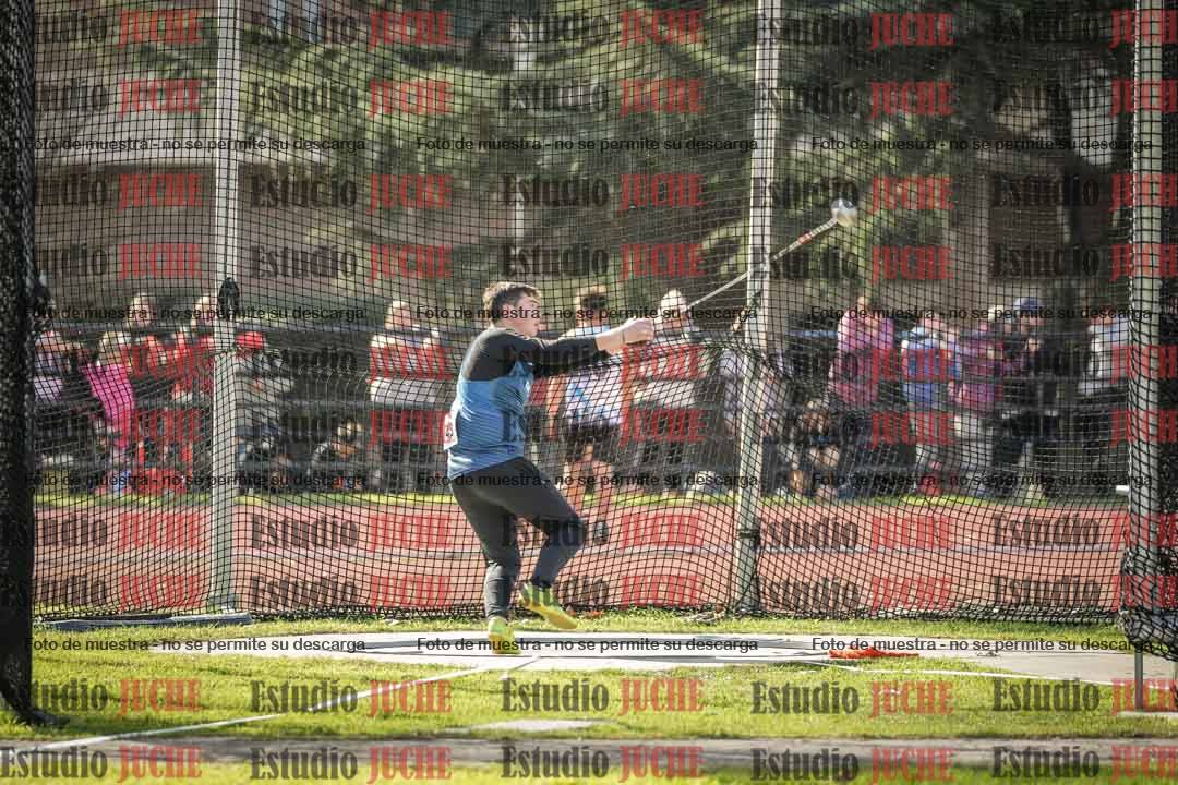 Fotos del lanzamiento de martillo de varones