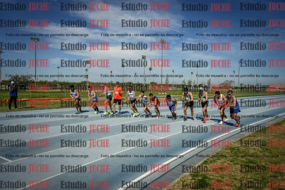 Fotos de los 3000 m llanos de varones