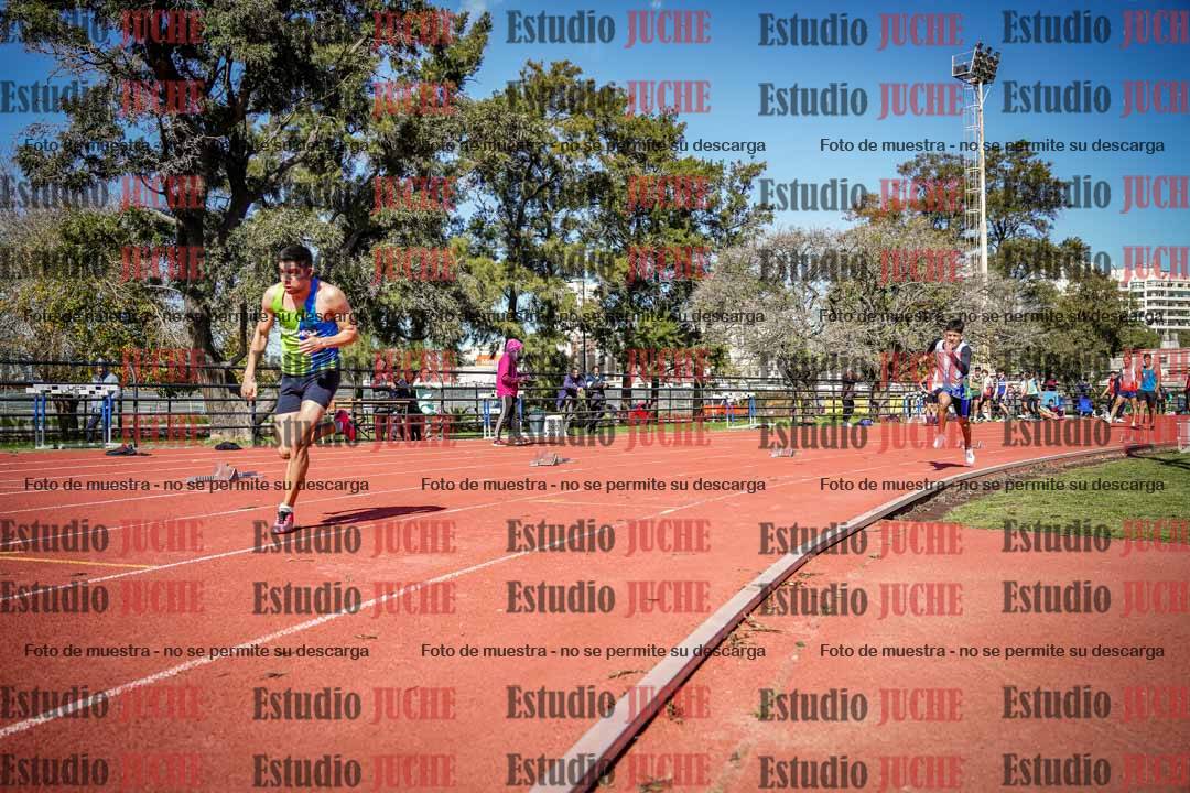 Fotos de los 200 m llanos de varones
