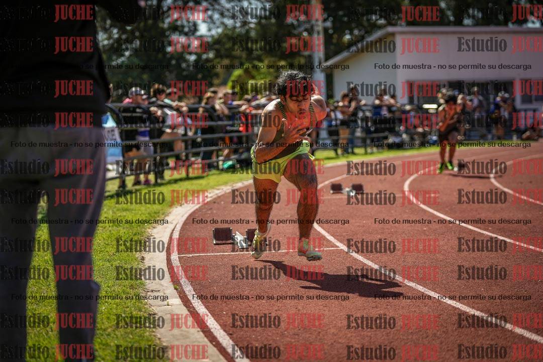 Fotos de los 400 m llanos de varones