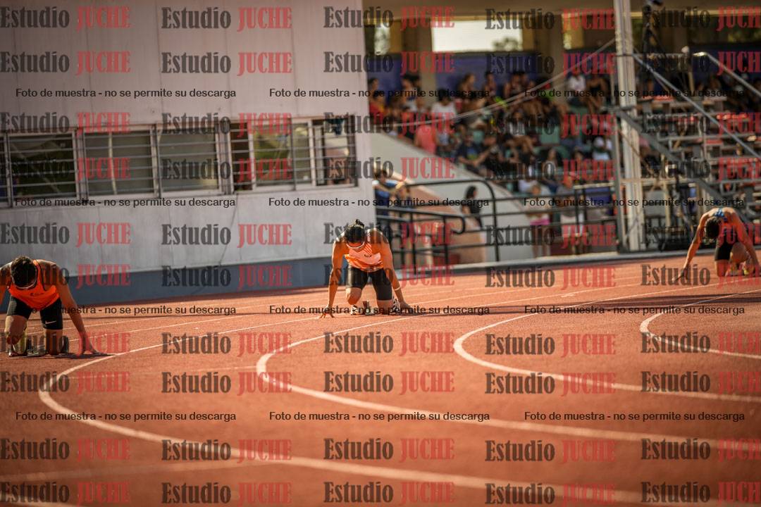 Fotos de los 400 m llanos de varones