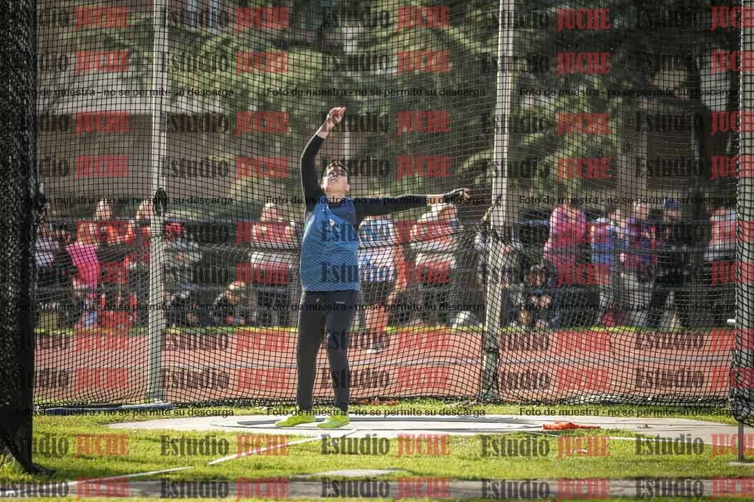 Fotos del lanzamiento de martillo de varones