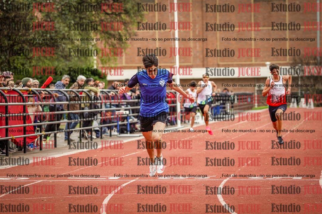Fotos de los 200 m llanos de varones