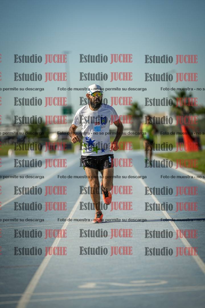 Fotos de los 1500 m llanos de varones