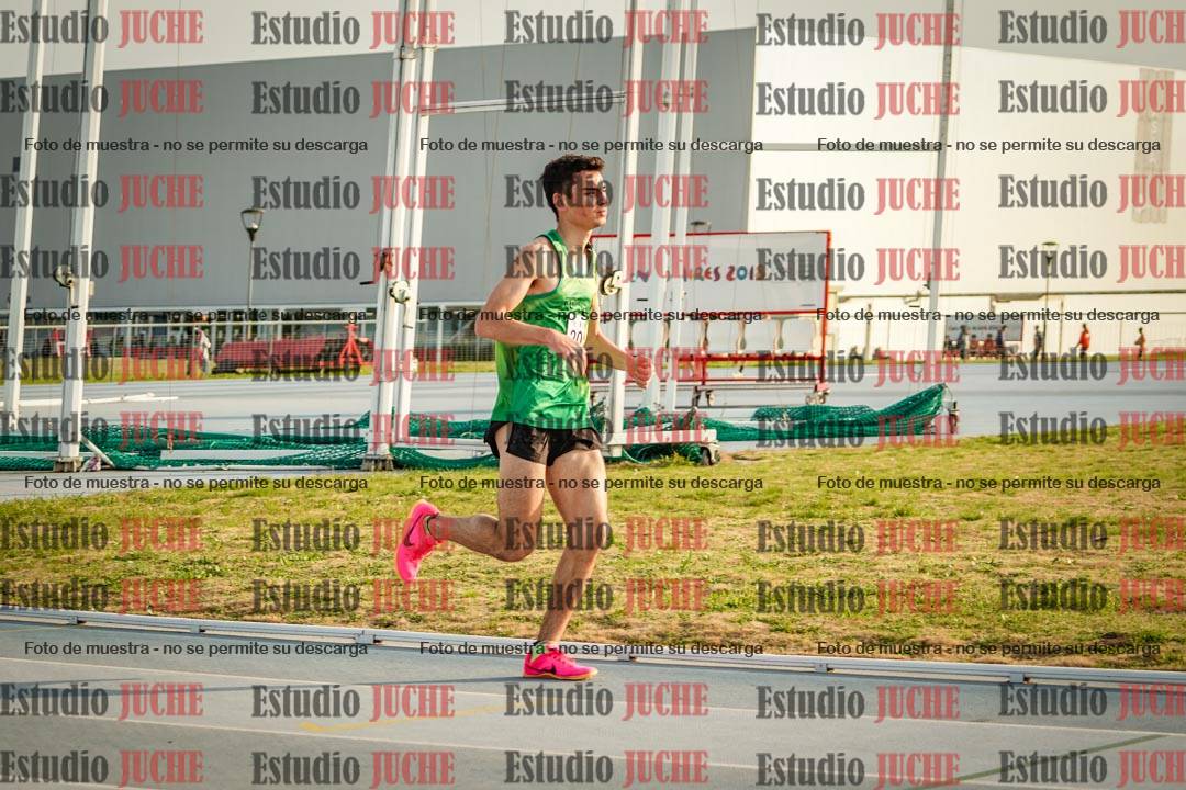 Fotos de los 3000 m llanos de varones