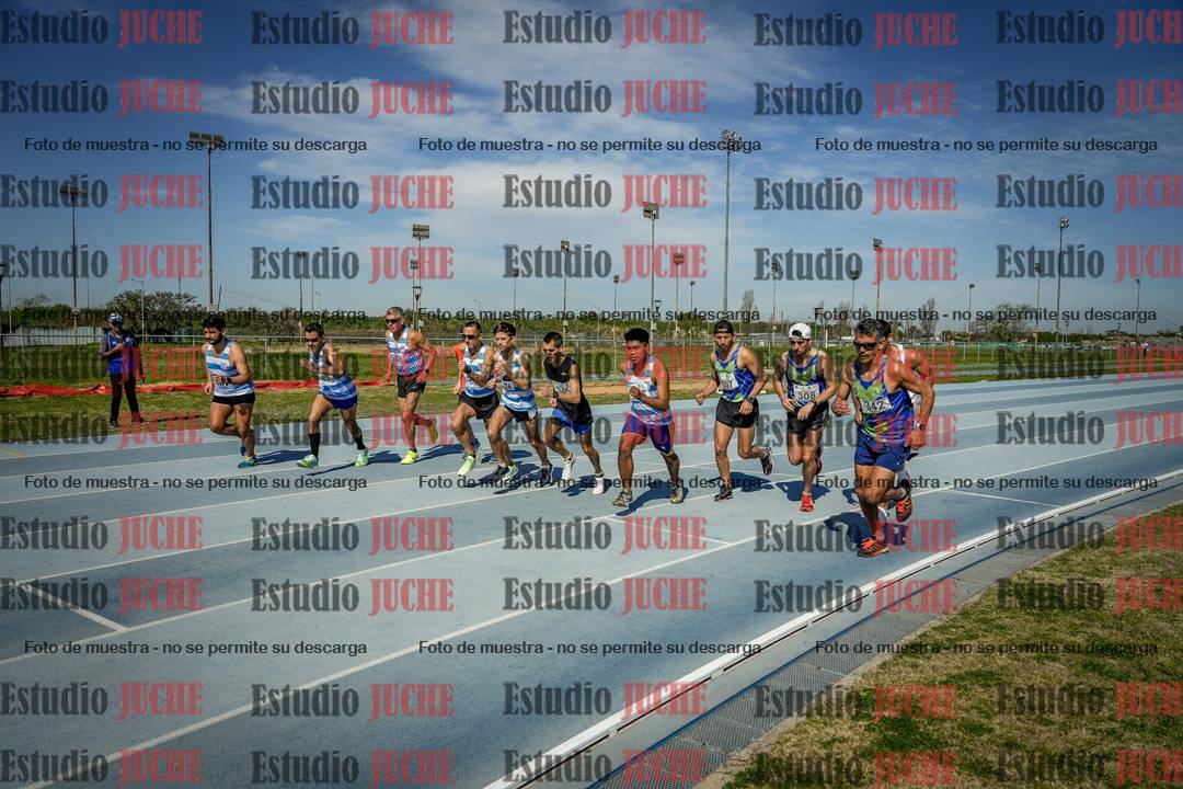Fotos de los 3000 m llanos de varones