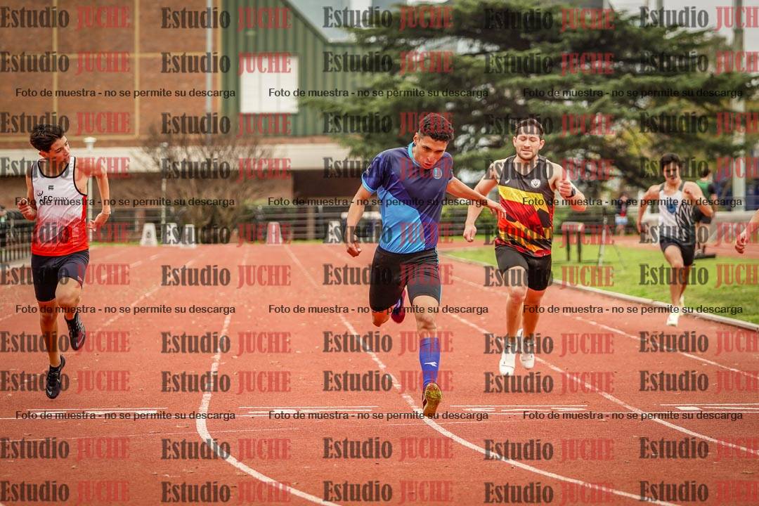 Fotos de los 200 m llanos de varones