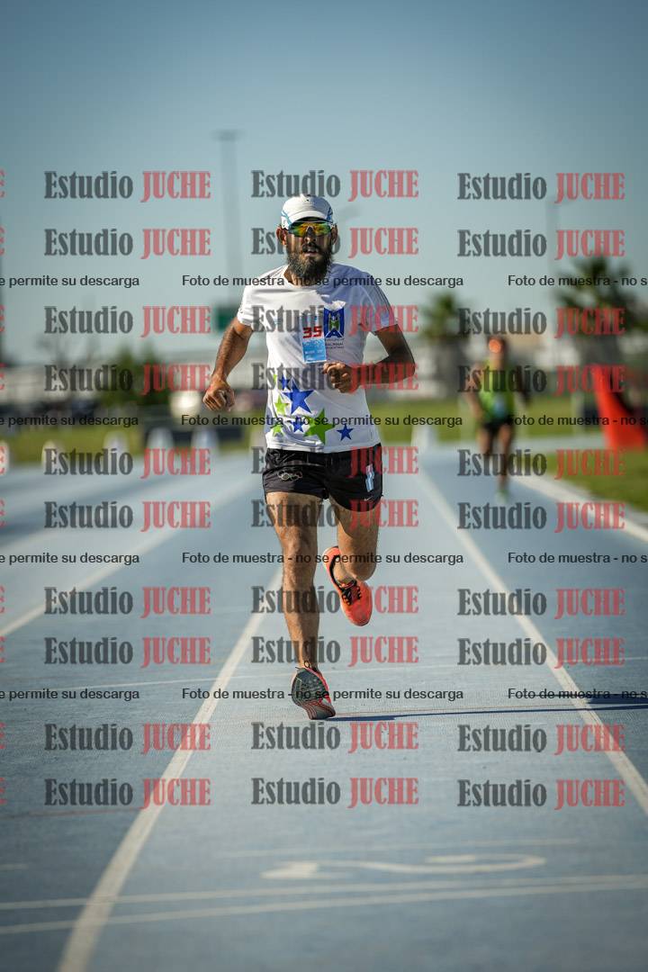 Fotos de los 1500 m llanos de varones