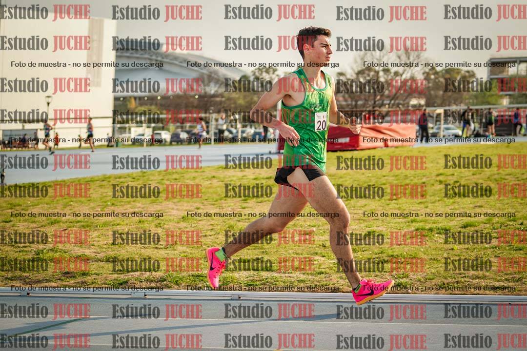 Fotos de los 3000 m llanos de varones