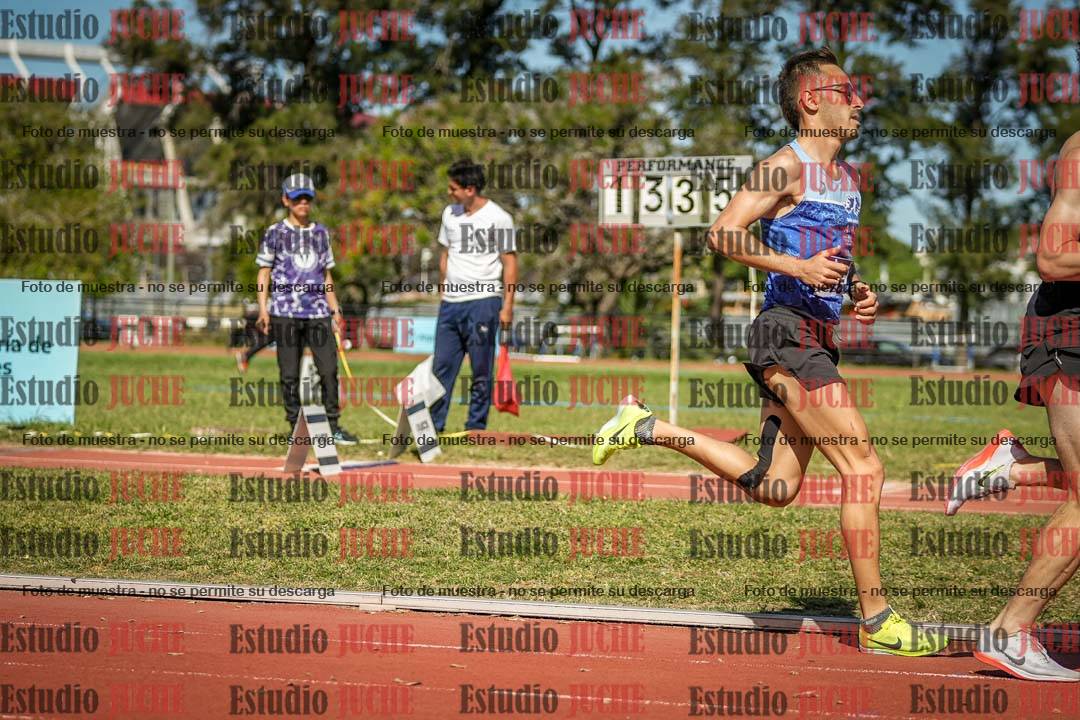 Fotos de los 5000 m llanos de varones