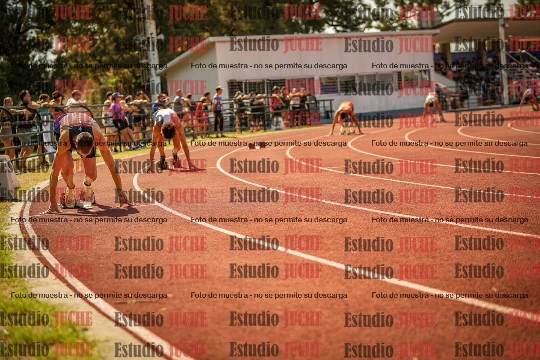 Fotos de los 400 m llanos de varones