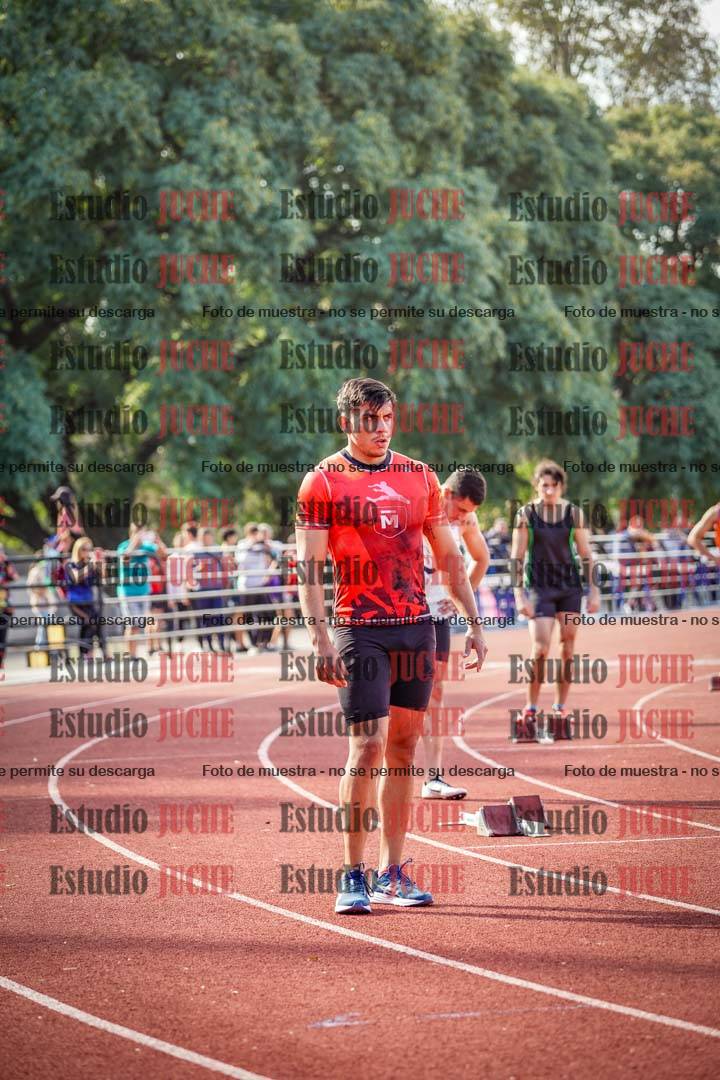 Fotos de los 400 m llanos de varones