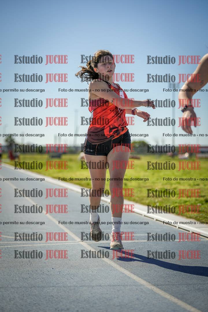 Fotos de los 5000 m llanos de mujeres y varones