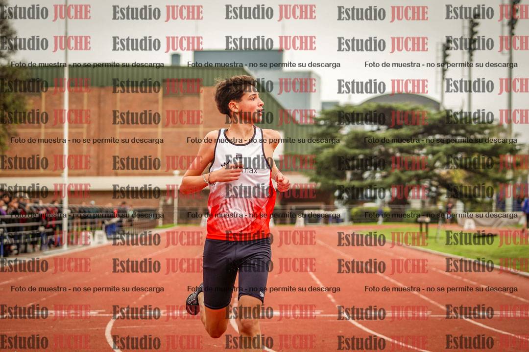 Fotos de los 200 m llanos de varones